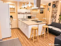 Apartament 3 camere în vilă, Zona Centrală, 2 niveluri