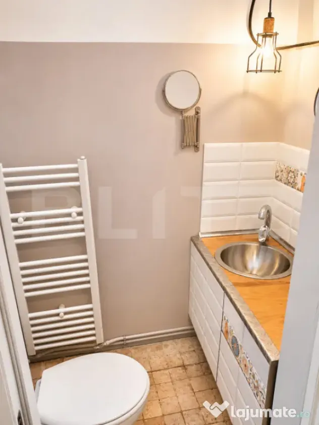 Apartament 3 camere în vilă, Zona Centrală, 2 niveluri