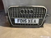 Grilă bară față Audi q5 S-line 2015 