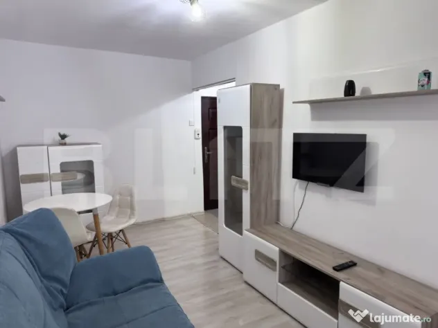 Garsoniera sud ca noua de închiriat - Ploiesti (Prahova)
