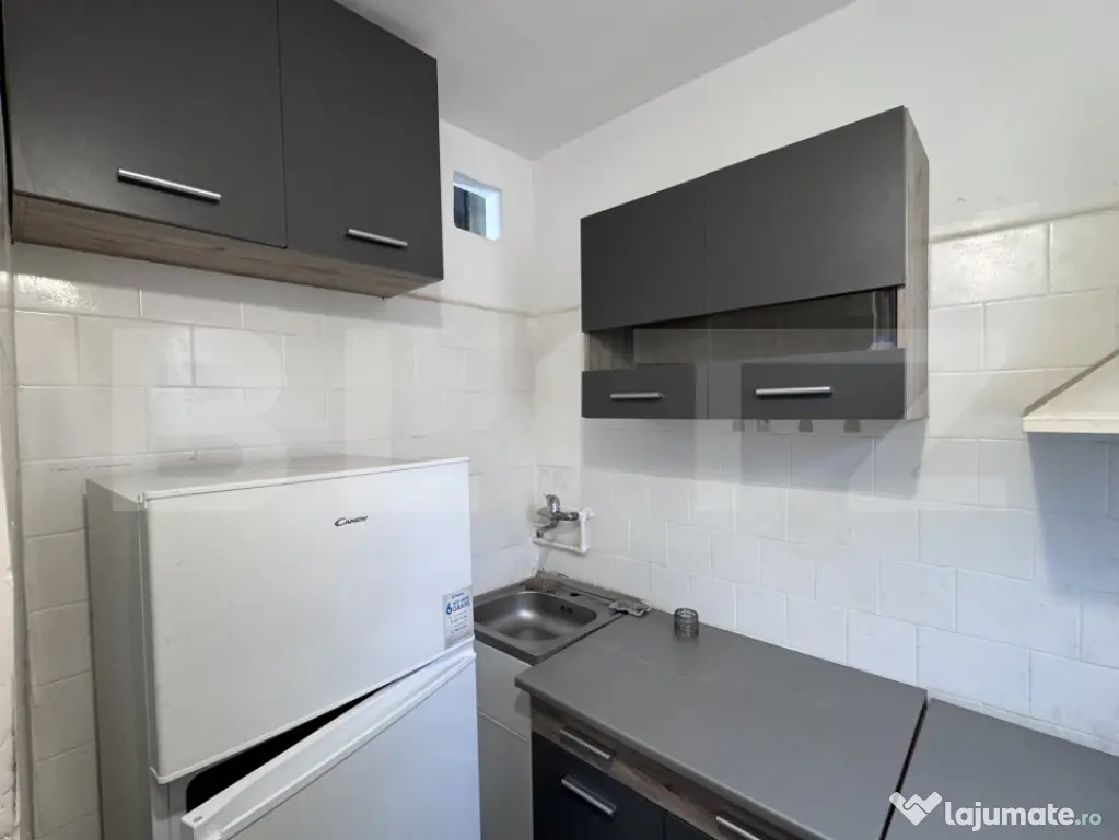 Garsoniera sud ca noua de închiriat - Ploiesti (Prahova)