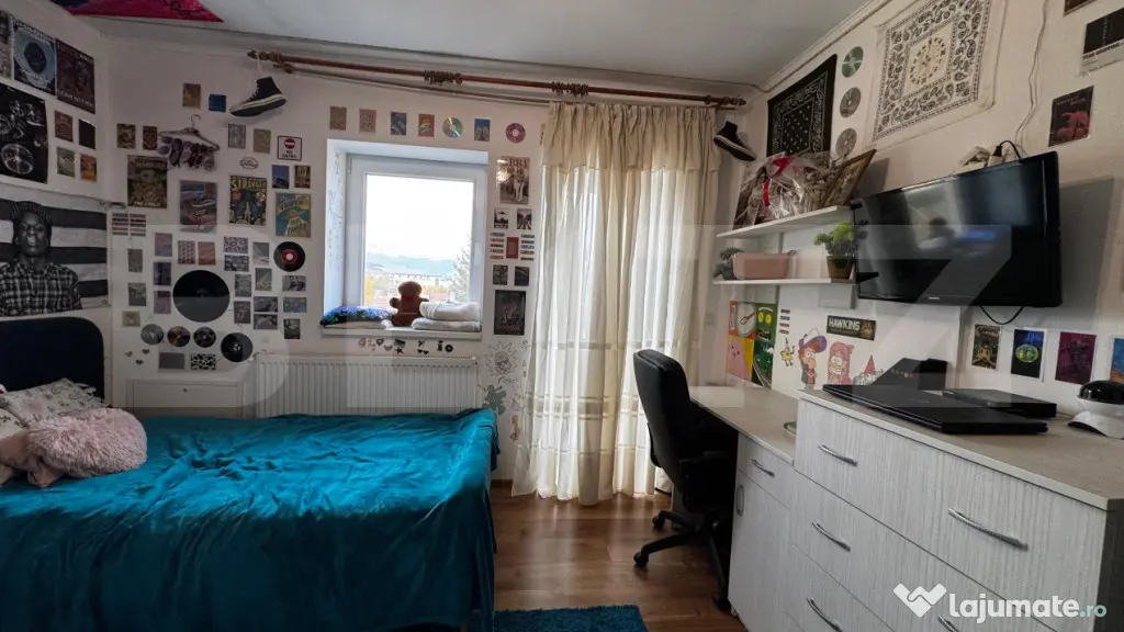 Duplex spațios cu 5 camere, garaj pentru 2 mașini, zona Mi - Alba Iulia (Alba)