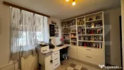 Duplex spațios cu 5 camere, garaj pentru 2 mașini, zona Mi