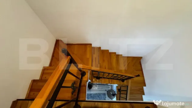 Duplex spațios cu 5 camere, garaj pentru 2 mașini, zona Mi - Alba Iulia (Alba)