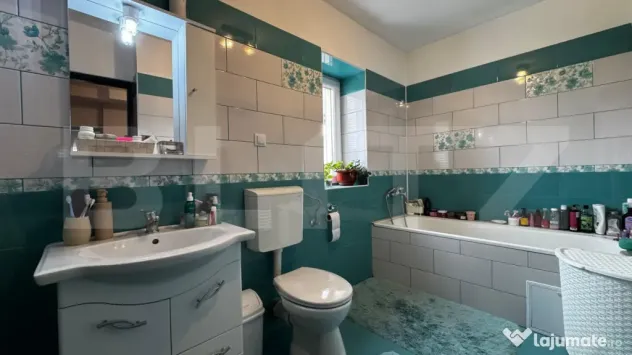 Duplex spațios cu 5 camere, garaj pentru 2 mașini, zona Mi - Alba Iulia (Alba)
