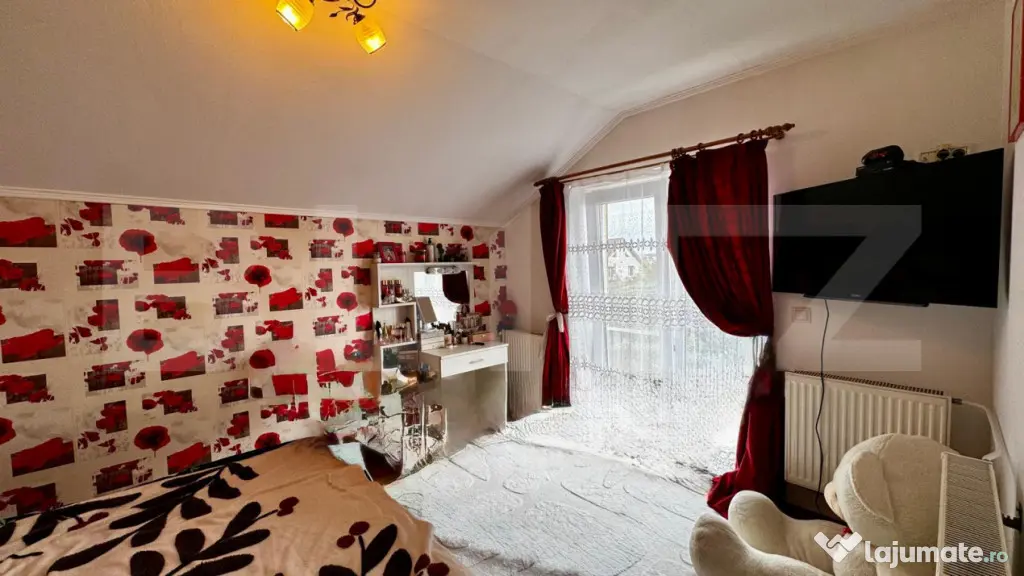 Duplex spațios cu 5 camere, garaj pentru 2 mașini, zona Mi - Alba Iulia (Alba)