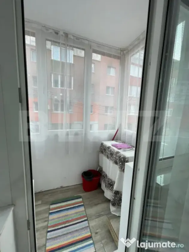 Apartament cu 3 camere, 62 mp, Etajul 1, zona Blocuri - Camp - Campia Turzii (Cluj)