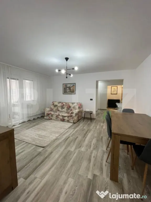Apartament cu 3 camere, 62 mp, Etajul 1, zona Blocuri - Camp - Campia Turzii (Cluj)