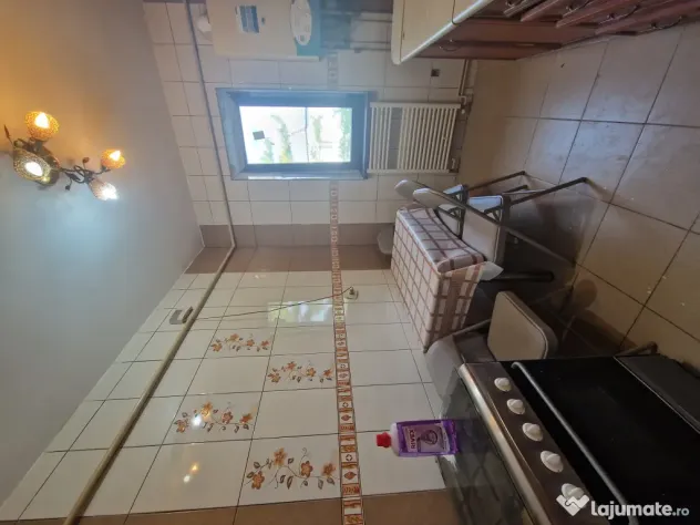 2 camere semidecomandate,confort 1, Micro IX,zona bună,etaj 4,acoperiș nou