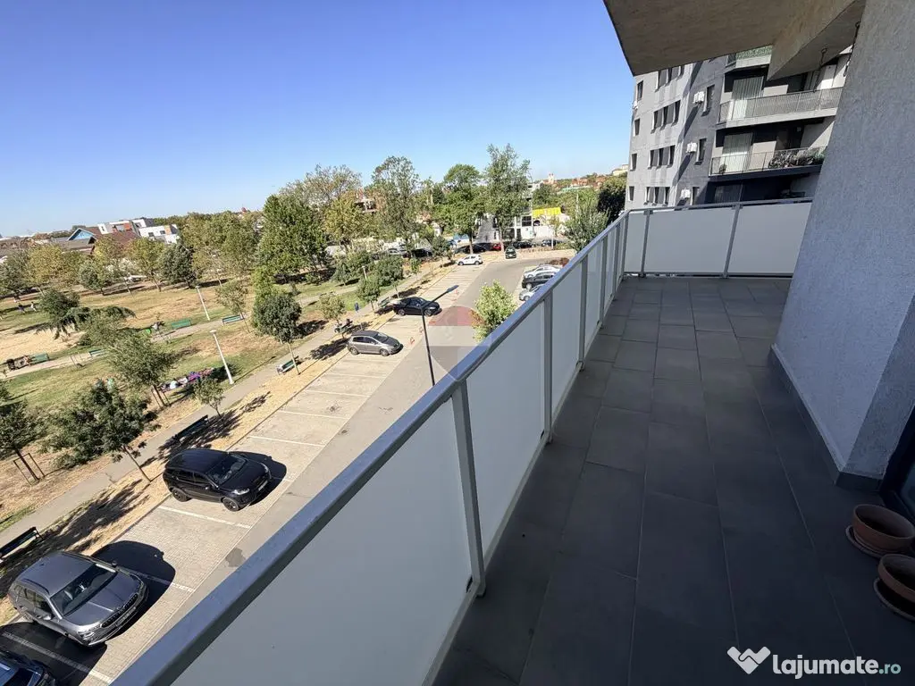 De închiriat apartament cu 3 camere, în zona Lotus Retail Park - Oradea (Bihor)