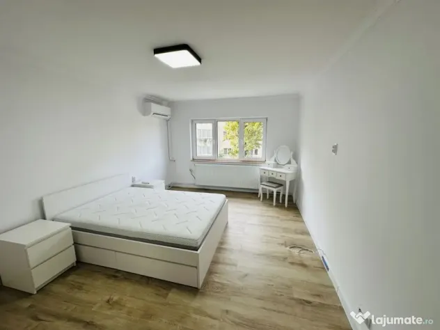 Apartament 2 camere Grivitei cu parcare si beci - Brasov (Brasov)