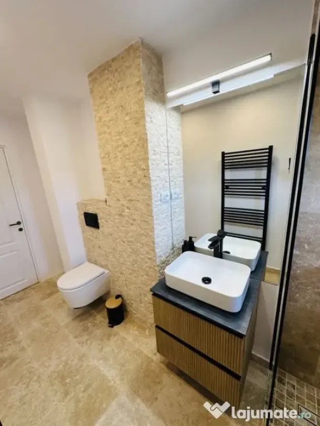 Apartament 2 camere Grivitei cu parcare si beci - Brasov (Brasov)