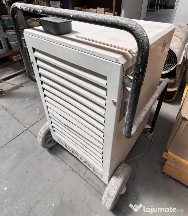 Dezumificator aerial AD650