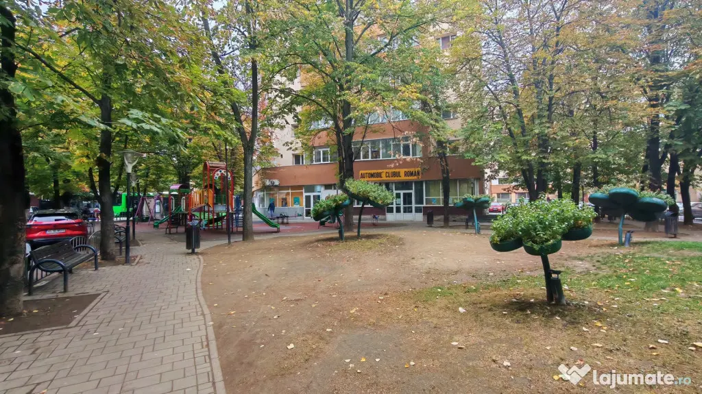 BIROURI- CABINETE, ZONA CENTRALA - 85 MP, PARTER - Ramnicu Valcea (Valcea)
