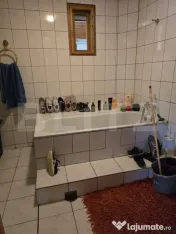 Casă de vânzare, 256 mp desfășurați, teren 1.000 mp - B 