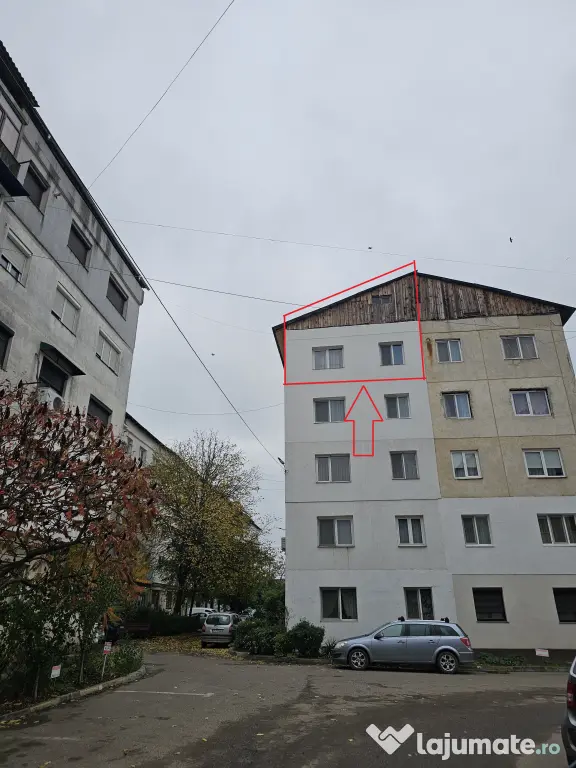 Vând apartament - mun. Adjud, jud. Vrancea