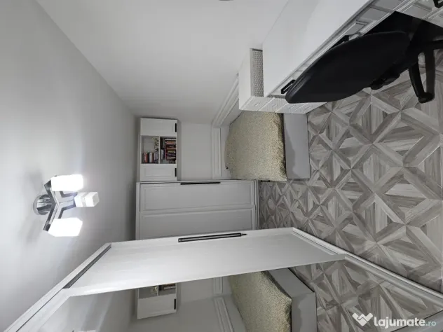 Vând apartament - mun. Adjud, jud. Vrancea