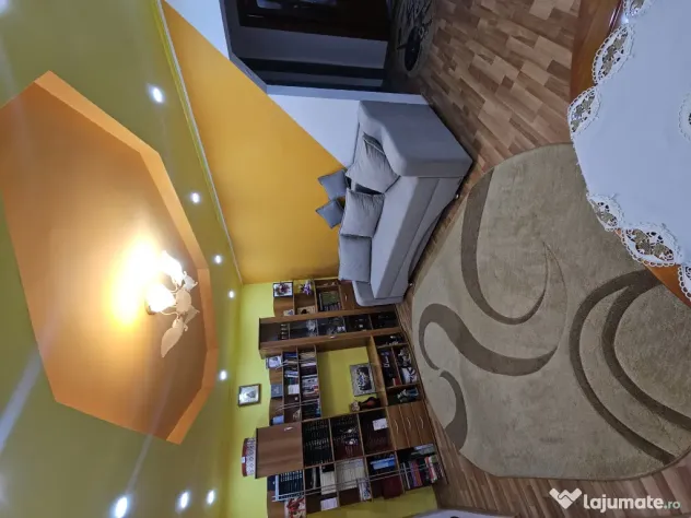 Vând apartament - mun. Adjud, jud. Vrancea
