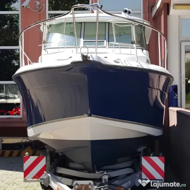 Ambarcatiune Seaswirl Striper 2901 Walk Around 450 CP