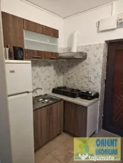 Far, de vanzare garsoniera etajul 2, renovata 