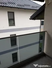 Apartament Cu 2 Camere Decomandate Zona Burdujeni - Complex La Stejari 