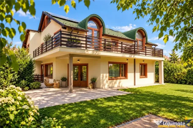 Vila cu 3 spatii de locuit independente, 385 mp utili, confo - Sacele (Brasov)