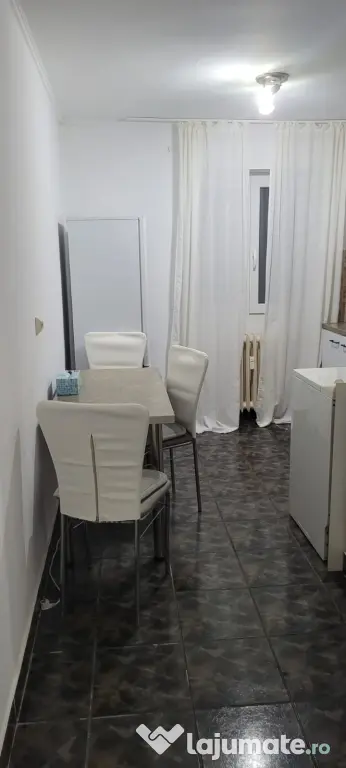Inchiriez Apartament 1 Camera Gradiste Str. Crasna