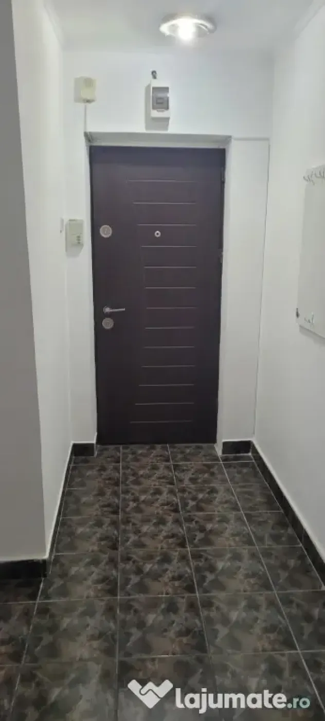 Inchiriez Apartament 1 Camera Gradiste Str. Crasna