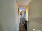Vand/schimb casa la tara 