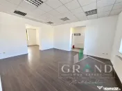 Spațiu versatil de 100 mp, 3 încăperi, 2 băi | Andrei Mu