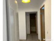 Stradal, vis-a -vis de Park Tineretului, 