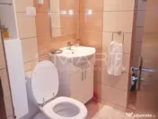 Apartament cu 3 camere, DECOMANDAT, cartier Zorilor 