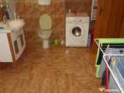 Apartament 4 camere dec. transformat in 3 camere, et. 1 