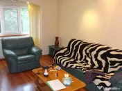 Apartament 4 camere dec. transformat in 3 camere, et. 1 