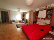 Casa P+2 zona centrala 