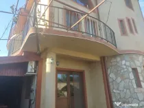 Casa P+2 zona centrala