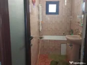 Apartament 3 camere decomandat, zona Vidin. 