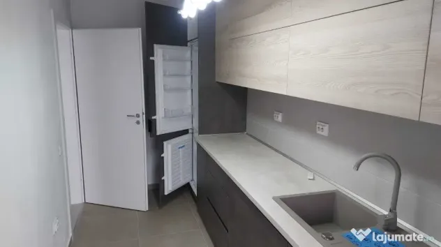 1 camera situat in zona Aradului