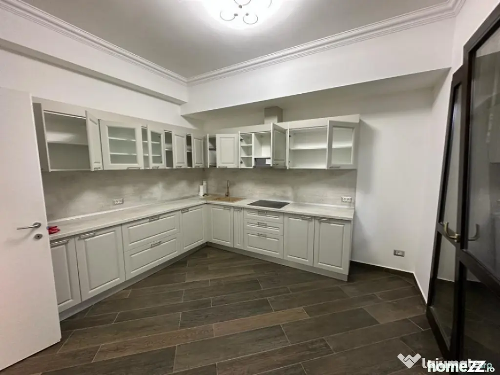 Casă Faleza Nord de Vânzare | Complex Privat Reyna | Renov - Constanta (Constanta)