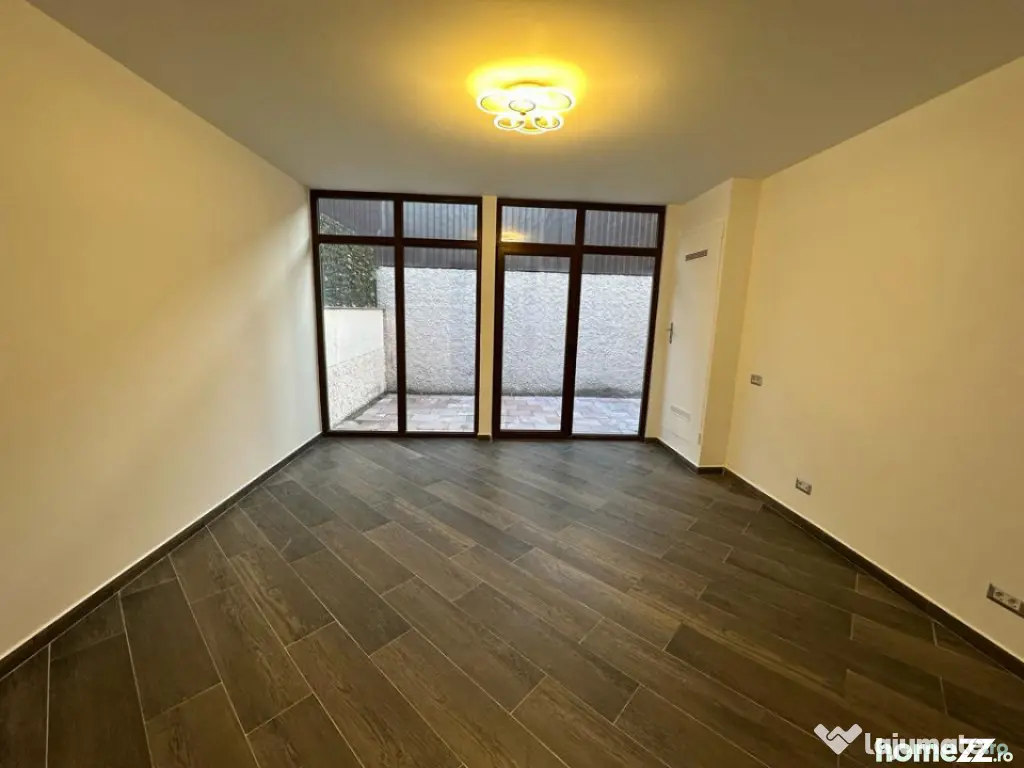 Casă Faleza Nord de Vânzare | Complex Privat Reyna | Renov - Constanta (Constanta)