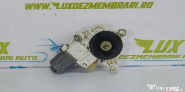 Motoras macara usa dreapta fata a2048200242 Mercedes-Benz C-Class W204
