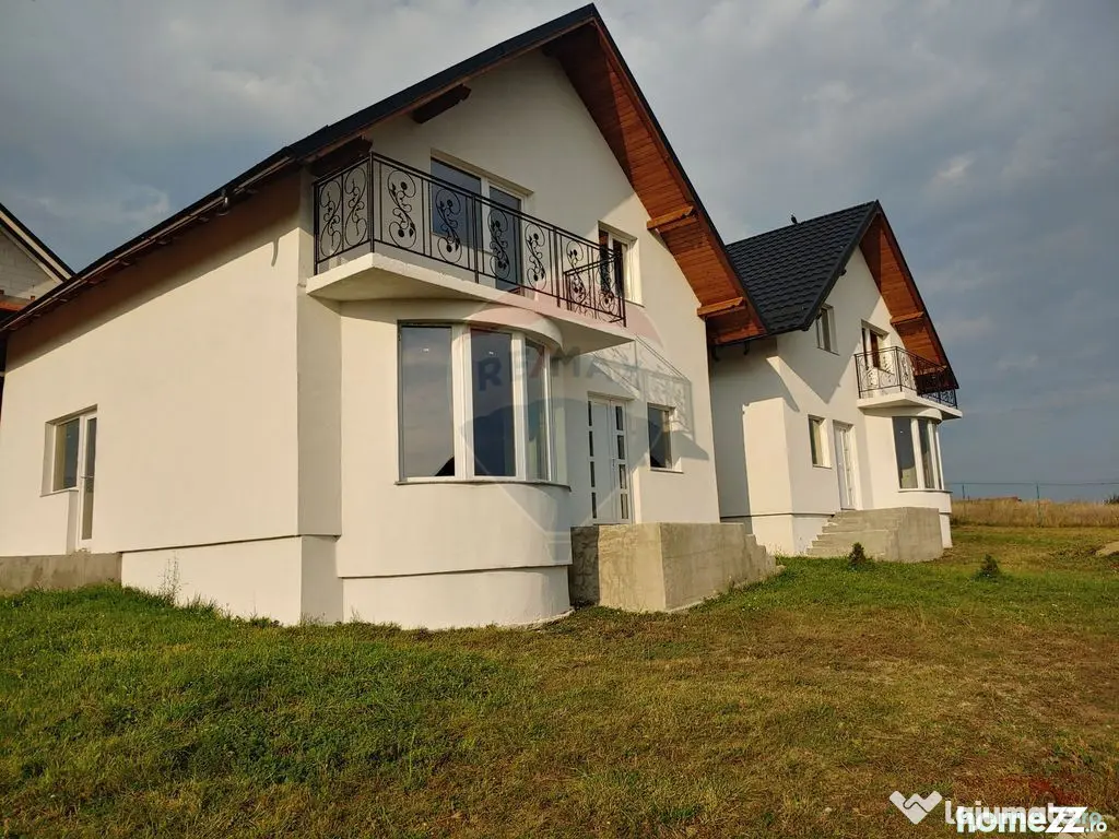 Casă / Vilă individuală cu 560 mp teren, de vânzare ?...
