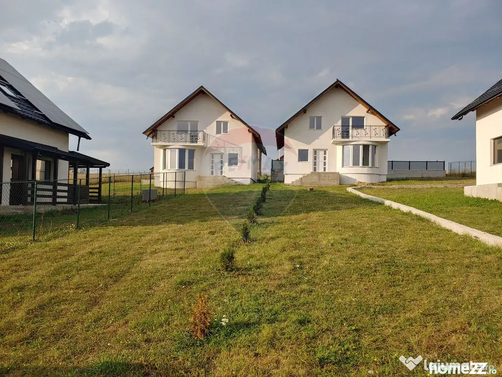 Casă / Vilă individuală cu 560 mp teren, de vânzare ?...