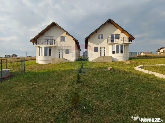 Casă / Vilă individuală cu 560 mp teren, de vânzare ?...