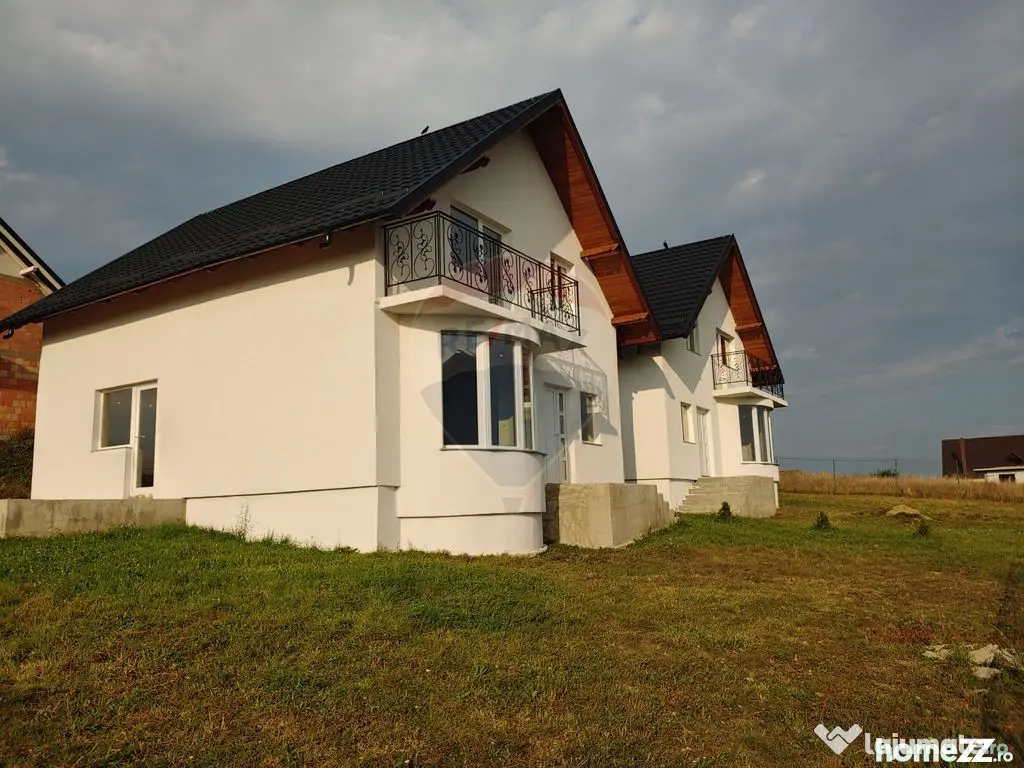 Casă / Vilă individuală cu 560 mp teren, de vânzare ?...