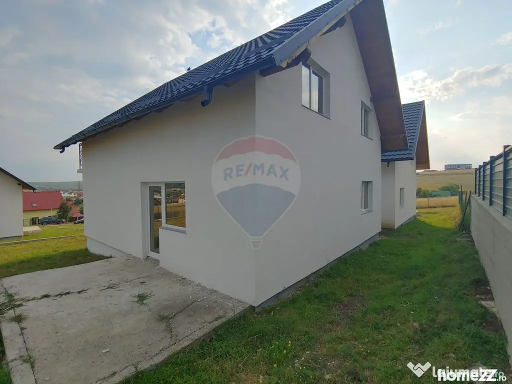 Casă / Vilă individuală cu 560 mp teren, de vânzare ?...