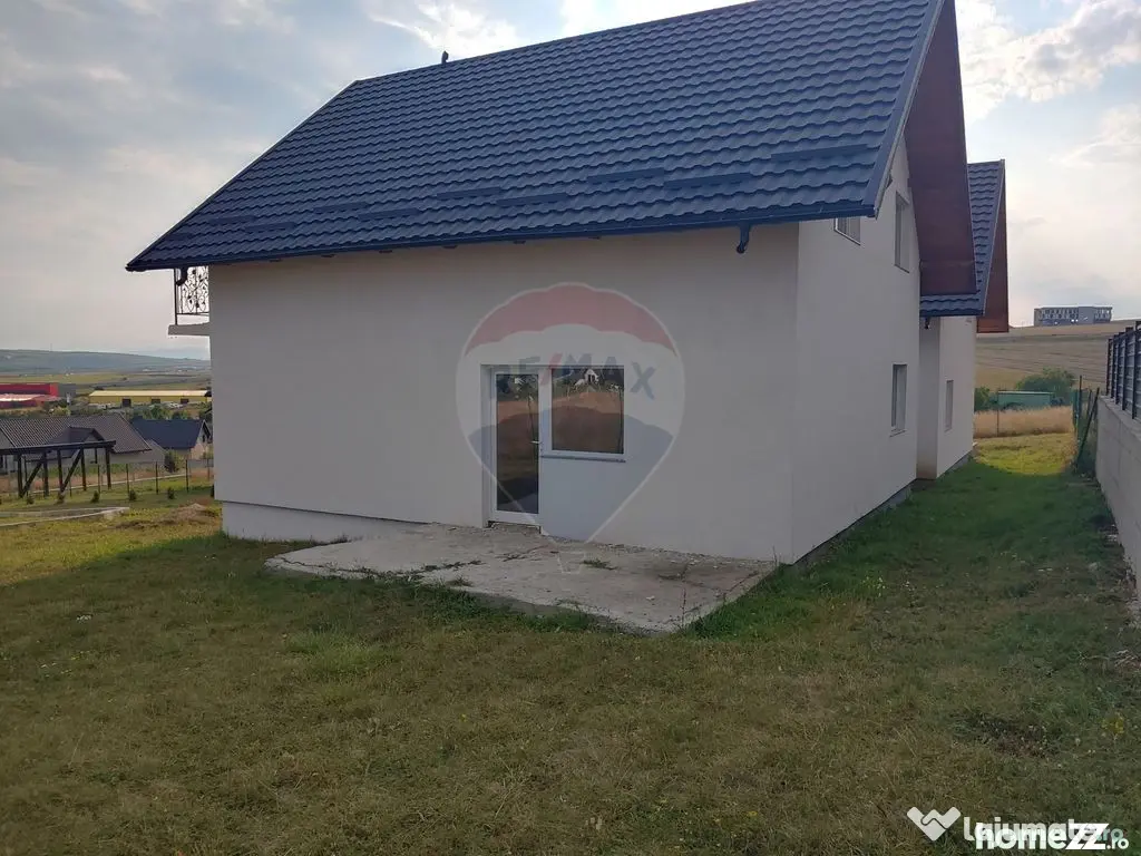 Casă / Vilă individuală cu 560 mp teren, de vânzare ?...