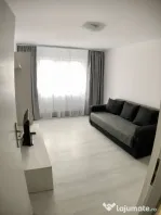 Apartament o camera Piata 700
