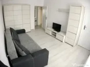 Apartament o camera Piata 700 