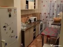 Garsoniera in zona Garii parter decomandata